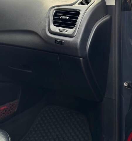 Сірий Джип Compass, об'ємом двигуна 2.36 л та пробігом 113 тис. км за 18600 $, фото 1 на Automoto.ua