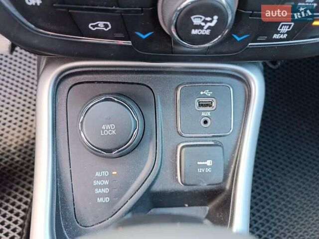 Серый Джип Компас, объемом двигателя 2.4 л и пробегом 190 тыс. км за 14490 $, фото 22 на Automoto.ua