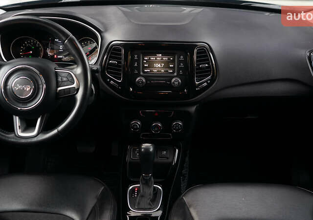 Серый Джип Компас, объемом двигателя 2.4 л и пробегом 164 тыс. км за 14000 $, фото 22 на Automoto.ua