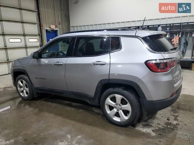 Джип Compass 2018 у Києві на Automoto.ua Сірий Джип Compass, об'ємом двигуна 2.4 л та пробігом 106 тис. км за 2600 $, фото 1 на Automoto.ua