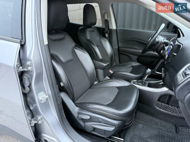 Серый Джип Компас, объемом двигателя 2.36 л и пробегом 105 тыс. км за 14950 $, фото 34 на Automoto.ua