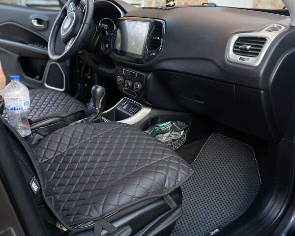 Серый Джип Компас, объемом двигателя 2.36 л и пробегом 99 тыс. км за 15850 $, фото 12 на Automoto.ua