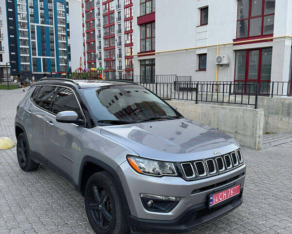 Сірий Джип Compass, об'ємом двигуна 2.36 л та пробігом 119 тис. км за 13800 $, фото 1 на Automoto.ua