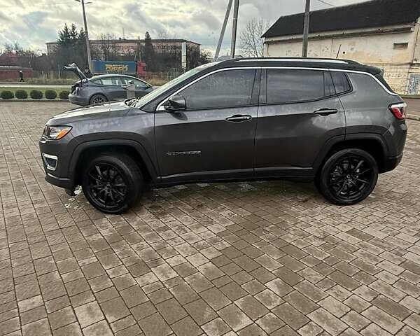 Сірий Джип Compass, об'ємом двигуна 2.36 л та пробігом 220 тис. км за 13499 $, фото 9 на Automoto.ua