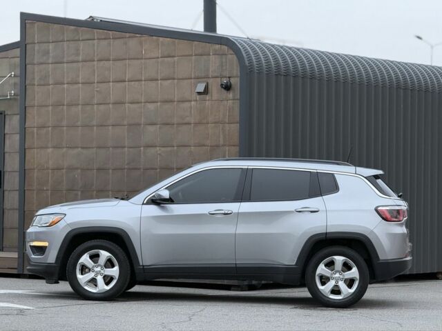 Серый Джип Компас, объемом двигателя 2.4 л и пробегом 105 тыс. км за 14950 $, фото 5 на Automoto.ua