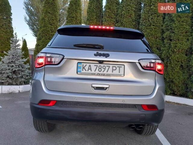 Джип Компас 2018 в Киеве на Automoto.ua Серый Джип Компас, объемом двигателя 2.4 л и пробегом 119 тыс. км за 15950 $, фото 12 на Automoto.ua