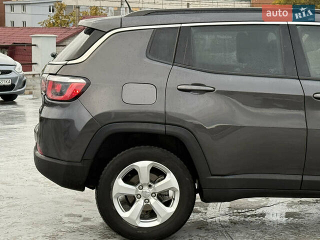 Серый Джип Компас, объемом двигателя 2.36 л и пробегом 230 тыс. км за 15999 $, фото 8 на Automoto.ua