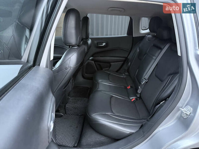 Серый Джип Компас, объемом двигателя 2.36 л и пробегом 105 тыс. км за 14950 $, фото 31 на Automoto.ua