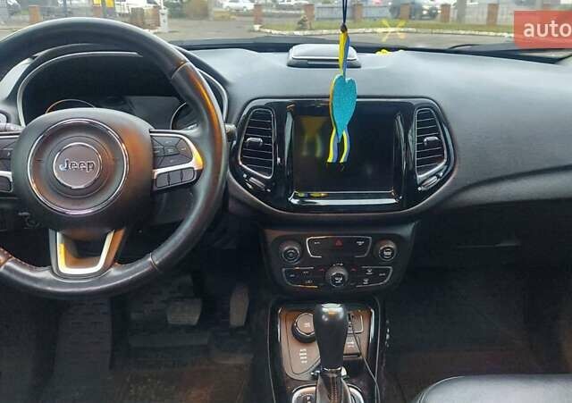 Серый Джип Компас, объемом двигателя 2.36 л и пробегом 60 тыс. км за 18200 $, фото 9 на Automoto.ua