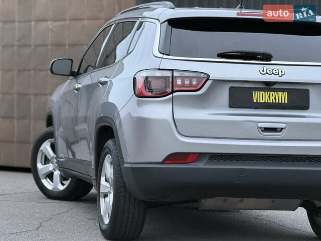 Серый Джип Компас, объемом двигателя 2.36 л и пробегом 105 тыс. км за 14950 $, фото 16 на Automoto.ua