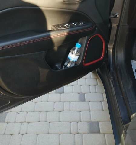 Сірий Джип Compass, об'ємом двигуна 2.36 л та пробігом 156 тис. км за 18300 $, фото 13 на Automoto.ua