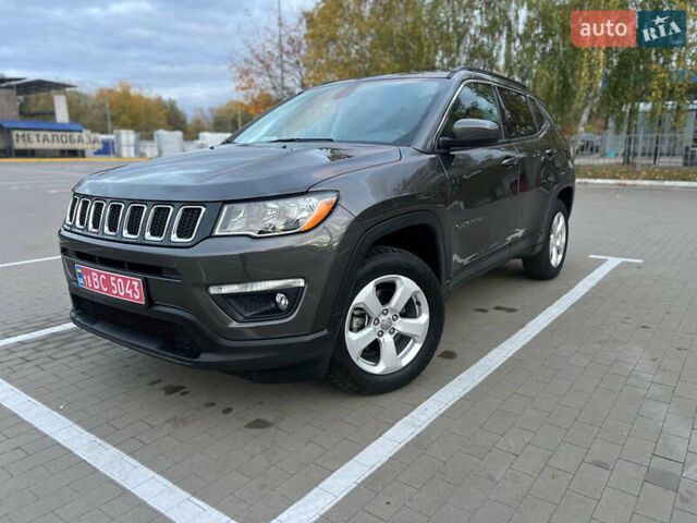 Джип Компас 2018 в Сумах на Automoto.ua Серый Джип Компас, объемом двигателя 2.36 л и пробегом 88 тыс. км за 14600 $, фото 2 на Automoto.ua