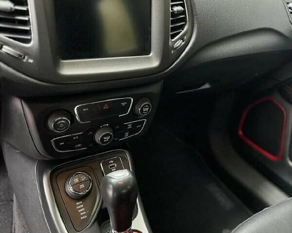 Серый Джип Компас, объемом двигателя 2.36 л и пробегом 131 тыс. км за 14700 $, фото 13 на Automoto.ua