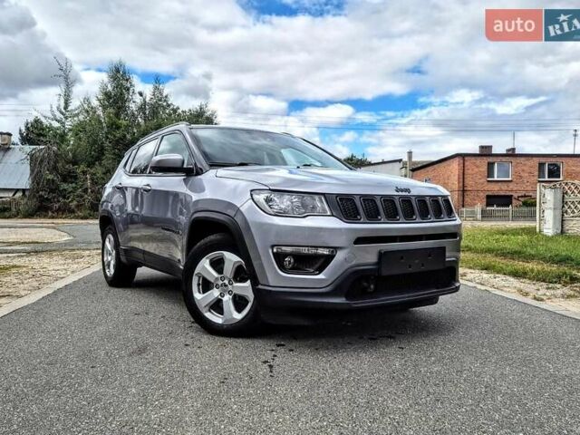 Серый Джип Компас, объемом двигателя 2.36 л и пробегом 155 тыс. км за 12300 $, фото 1 на Automoto.ua