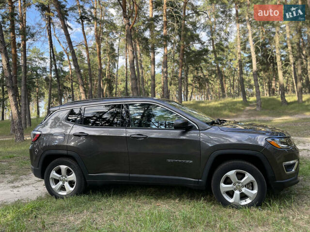 Сірий Джип Compass, об'ємом двигуна 2.36 л та пробігом 60 тис. км за 16490 $, фото 16 на Automoto.ua
