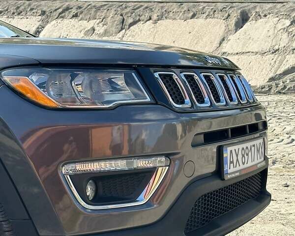 Сірий Джип Compass, об'ємом двигуна 2.36 л та пробігом 73 тис. км за 18400 $, фото 1 на Automoto.ua