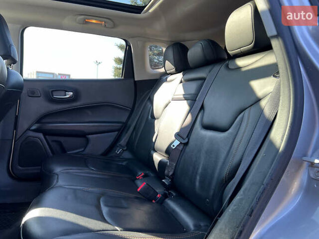 Сірий Джип Compass, об'ємом двигуна 2.4 л та пробігом 167 тис. км за 17700 $, фото 14 на Automoto.ua
