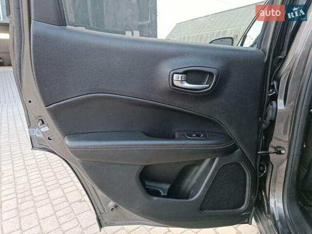 Серый Джип Компас, объемом двигателя 2.4 л и пробегом 190 тыс. км за 14490 $, фото 32 на Automoto.ua