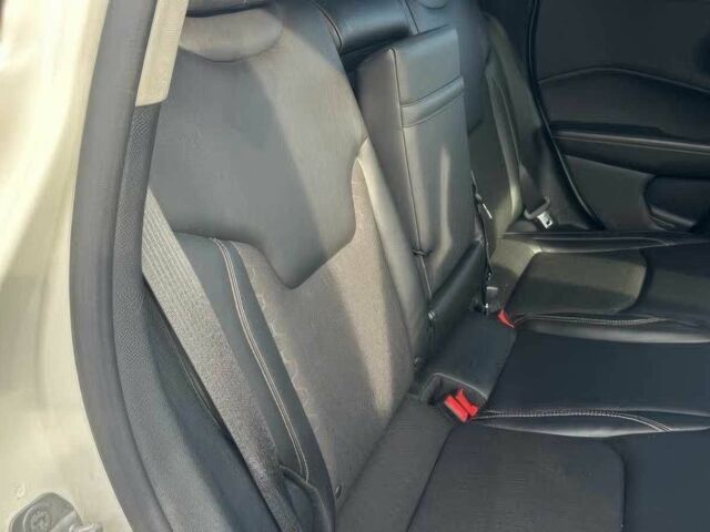 Сірий Джип Compass, об'ємом двигуна 2.4 л та пробігом 40 тис. км за 11700 $, фото 11 на Automoto.ua