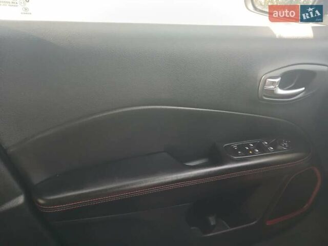 Серый Джип Компас, объемом двигателя 2.4 л и пробегом 112 тыс. км за 15800 $, фото 22 на Automoto.ua