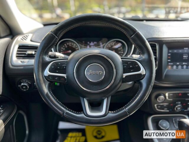Сірий Джип Compass, об'ємом двигуна 2.4 л та пробігом 74 тис. км за 17000 $, фото 13 на Automoto.ua
