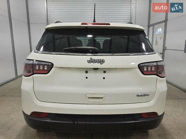 Сірий Джип Compass, об'ємом двигуна 0 л та пробігом 80 тис. км за 1500 $, фото 5 на Automoto.ua