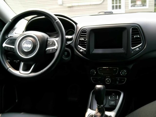 Сірий Джип Compass, об'ємом двигуна 2.4 л та пробігом 31 тис. км за 9200 $, фото 9 на Automoto.ua