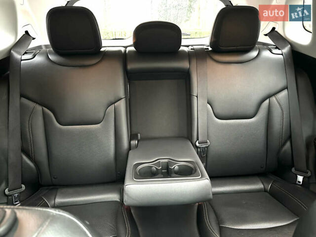 Серый Джип Компас, объемом двигателя 2.36 л и пробегом 189 тыс. км за 17300 $, фото 39 на Automoto.ua