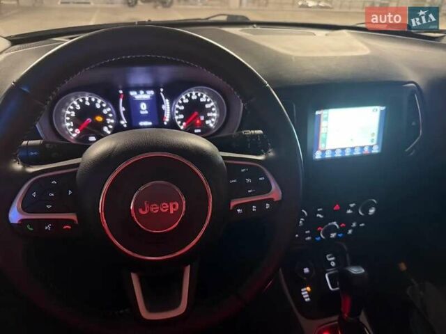 Серый Джип Компас, объемом двигателя 2.36 л и пробегом 48 тыс. км за 17900 $, фото 4 на Automoto.ua