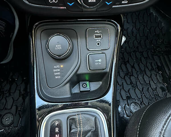 Сірий Джип Compass, об'ємом двигуна 2.36 л та пробігом 187 тис. км за 17700 $, фото 28 на Automoto.ua