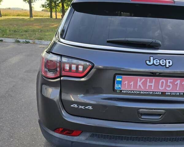 Сірий Джип Compass, об'ємом двигуна 2.36 л та пробігом 175 тис. км за 15200 $, фото 13 на Automoto.ua