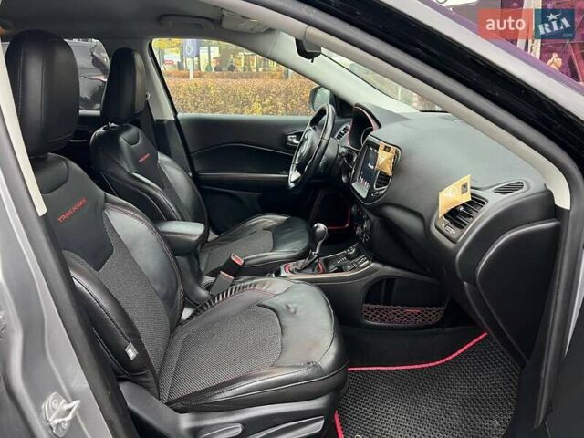 Сірий Джип Compass, об'ємом двигуна 2.36 л та пробігом 130 тис. км за 15990 $, фото 9 на Automoto.ua