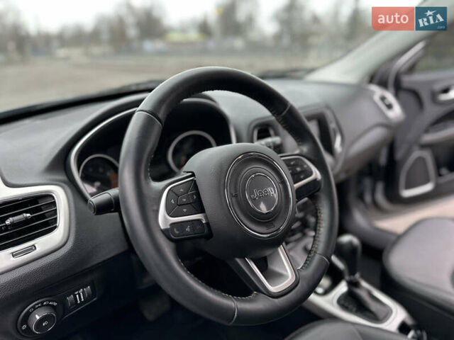 Серый Джип Компас, объемом двигателя 2.4 л и пробегом 31 тыс. км за 15599 $, фото 32 на Automoto.ua