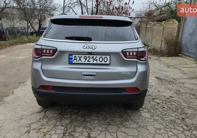 Сірий Джип Compass, об'ємом двигуна 2.36 л та пробігом 94 тис. км за 17100 $, фото 5 на Automoto.ua