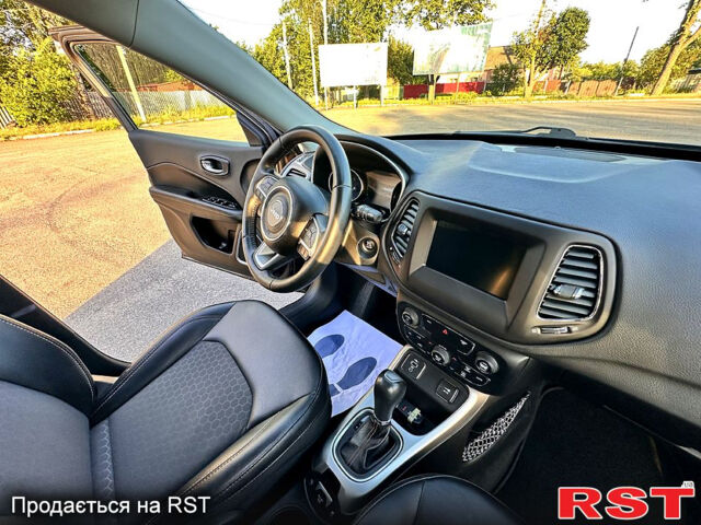 Серый Джип Компас, объемом двигателя 2.4 л и пробегом 73 тыс. км за 16500 $, фото 13 на Automoto.ua