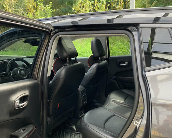 Серый Джип Компас, объемом двигателя 2.36 л и пробегом 98 тыс. км за 17200 $, фото 6 на Automoto.ua