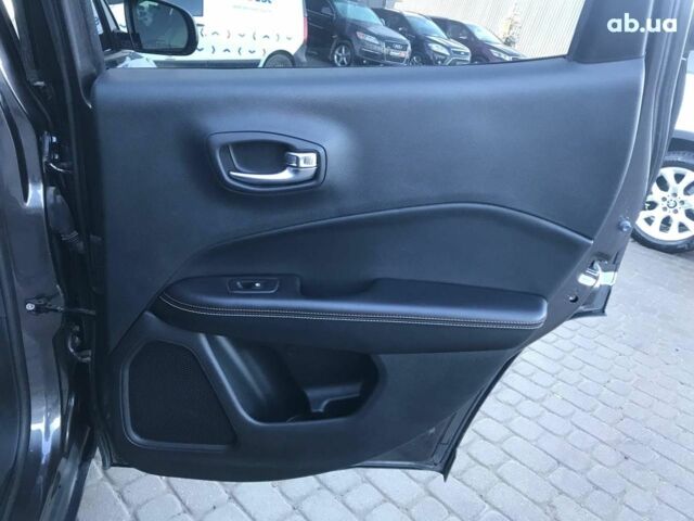 Серый Джип Компас, объемом двигателя 2.4 л и пробегом 96 тыс. км за 15290 $, фото 16 на Automoto.ua