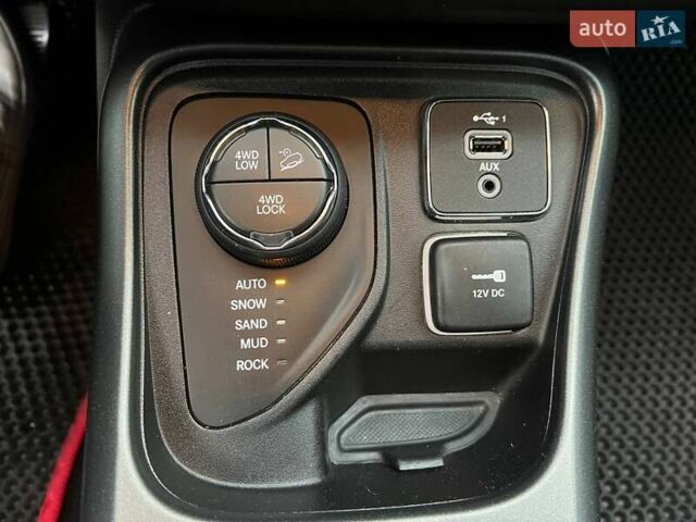 Сірий Джип Compass, об'ємом двигуна 2.36 л та пробігом 130 тис. км за 15990 $, фото 16 на Automoto.ua