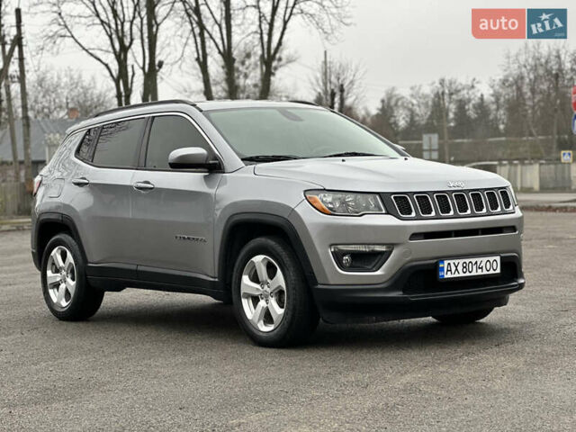 Серый Джип Компас, объемом двигателя 2.4 л и пробегом 31 тыс. км за 15599 $, фото 2 на Automoto.ua