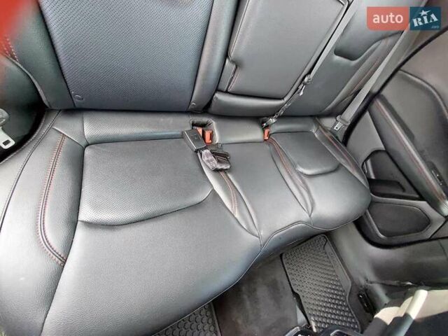 Джип Compass 2019 у Первомайськ на Automoto.ua Сірий Джип Compass, об'ємом двигуна 2.36 л та пробігом 195 тис. км за 17800 $, фото 6 на Automoto.ua