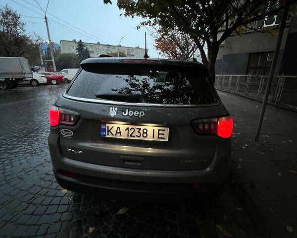 Сірий Джип Compass, об'ємом двигуна 2.4 л та пробігом 99 тис. км за 17299 $, фото 6 на Automoto.ua