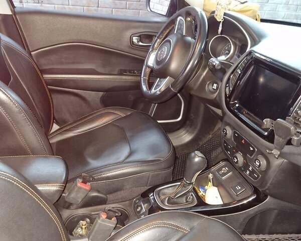 Серый Джип Компас, объемом двигателя 2.36 л и пробегом 129 тыс. км за 15500 $, фото 6 на Automoto.ua