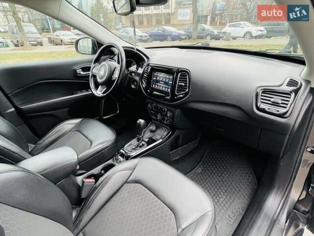Серый Джип Компас, объемом двигателя 2.36 л и пробегом 84 тыс. км за 17800 $, фото 14 на Automoto.ua