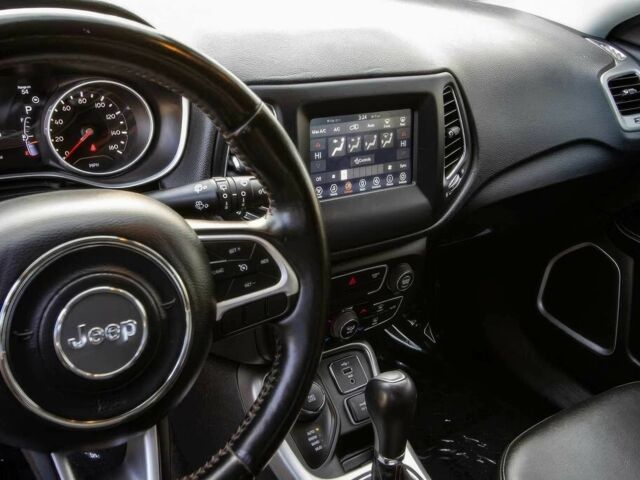 Сірий Джип Compass, об'ємом двигуна 2.4 л та пробігом 46 тис. км за 10400 $, фото 8 на Automoto.ua