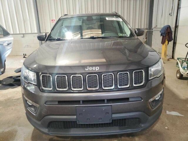 Серый Джип Компас, объемом двигателя 2.4 л и пробегом 103 тыс. км за 2500 $, фото 4 на Automoto.ua