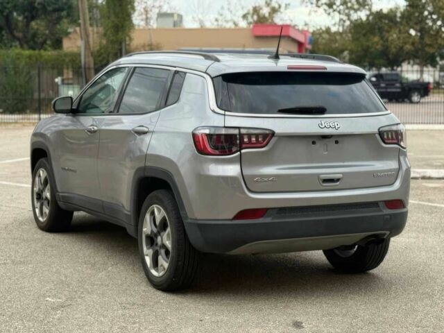 Серый Джип Компас, объемом двигателя 2.4 л и пробегом 34 тыс. км за 8500 $, фото 5 на Automoto.ua