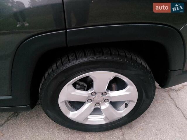 Серый Джип Компас, объемом двигателя 2.36 л и пробегом 78 тыс. км за 14700 $, фото 21 на Automoto.ua
