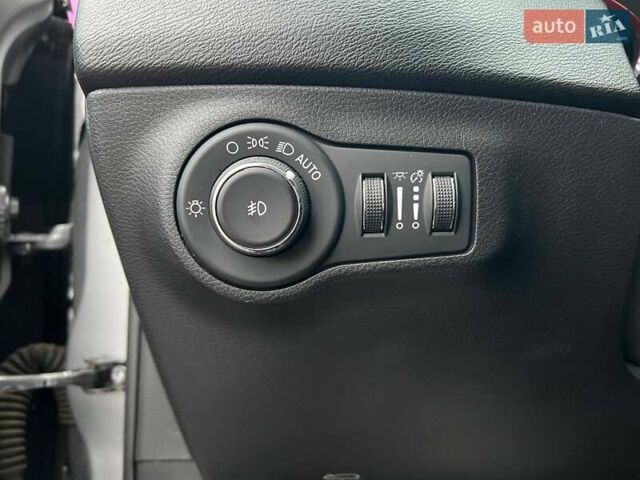 Сірий Джип Compass, об'ємом двигуна 2.36 л та пробігом 130 тис. км за 15990 $, фото 11 на Automoto.ua