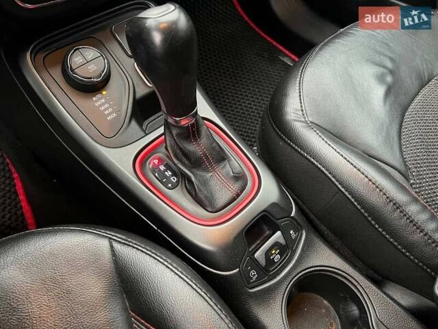 Сірий Джип Compass, об'ємом двигуна 2.36 л та пробігом 130 тис. км за 15990 $, фото 15 на Automoto.ua