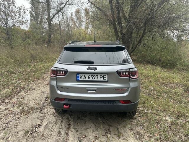 Серый Джип Компас, объемом двигателя 2.4 л и пробегом 135 тыс. км за 14200 $, фото 3 на Automoto.ua